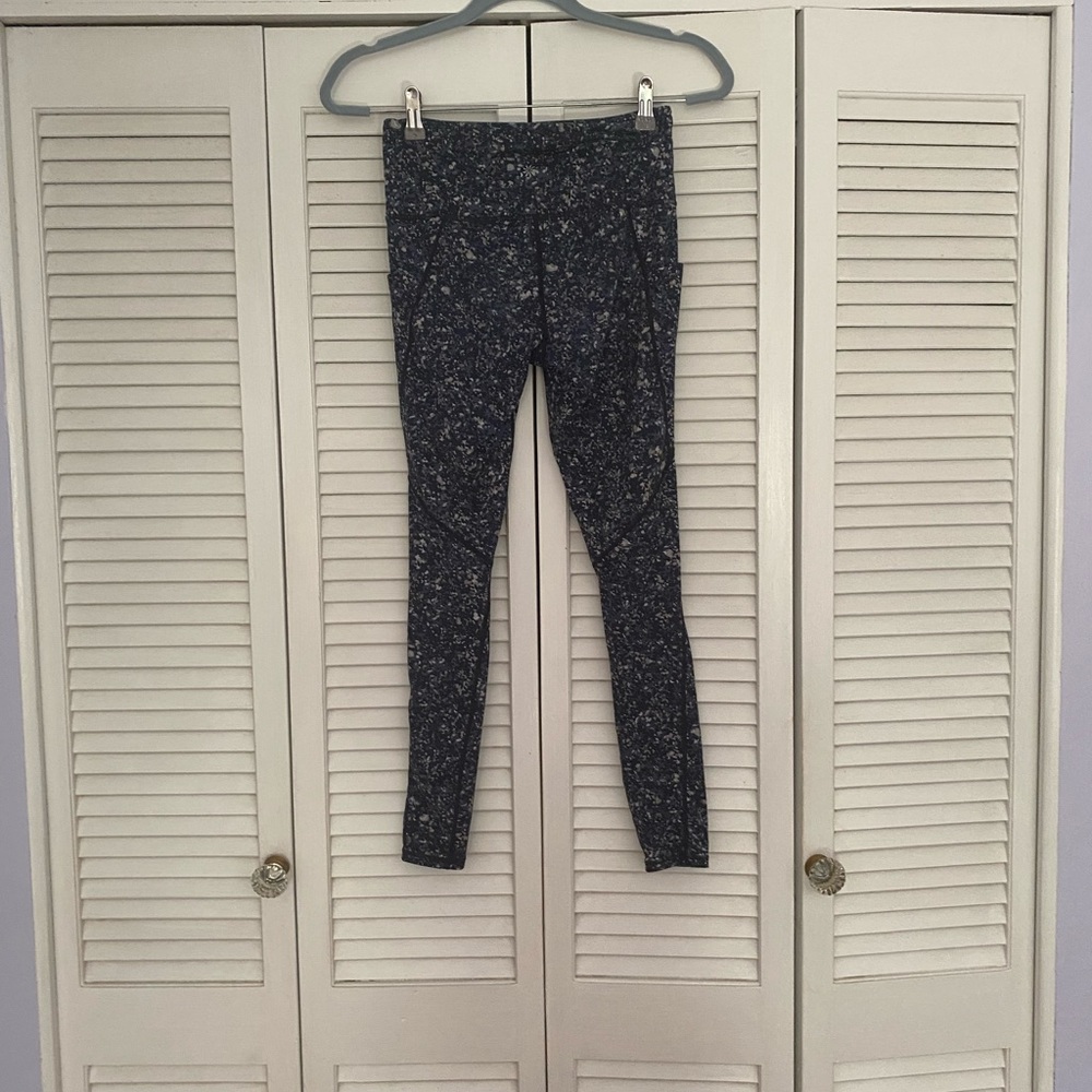 Athleta leggings.